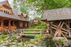 a traditional Polish restaurant in Zakopane with nice outdoor terrace